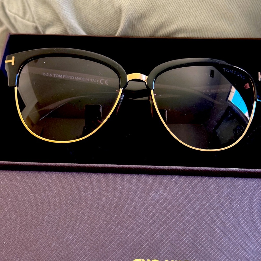 Tom Ford Cat-eye Sunglasses